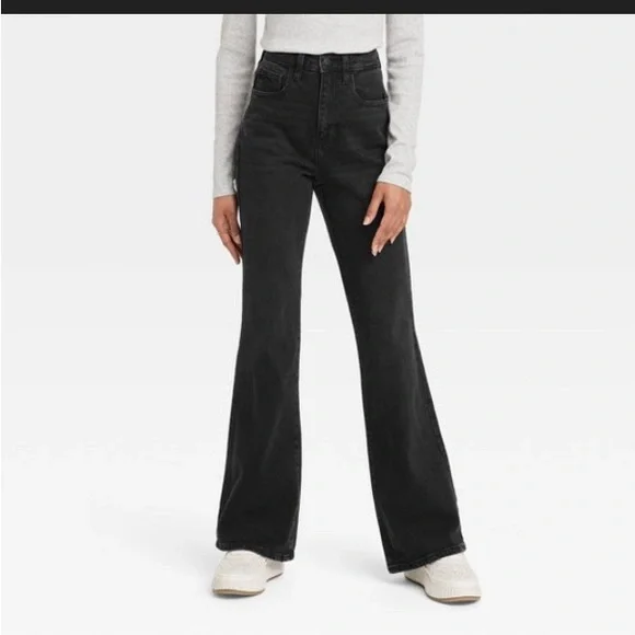 NWT Universal Thread High Rise Flare Jeans size 8 - Picture 1 of 8